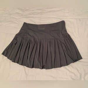 Gold Hinge Women's Gray Pleated Skirt